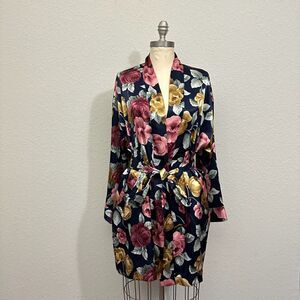 Vintage Y2K VICTORIA'S SECRET Multi Floral Print Kimono Robe w Belt
